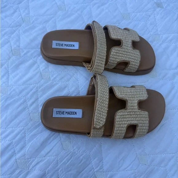 Steve Madden Tan Woven Slide Sandals - Picture 2 of 4